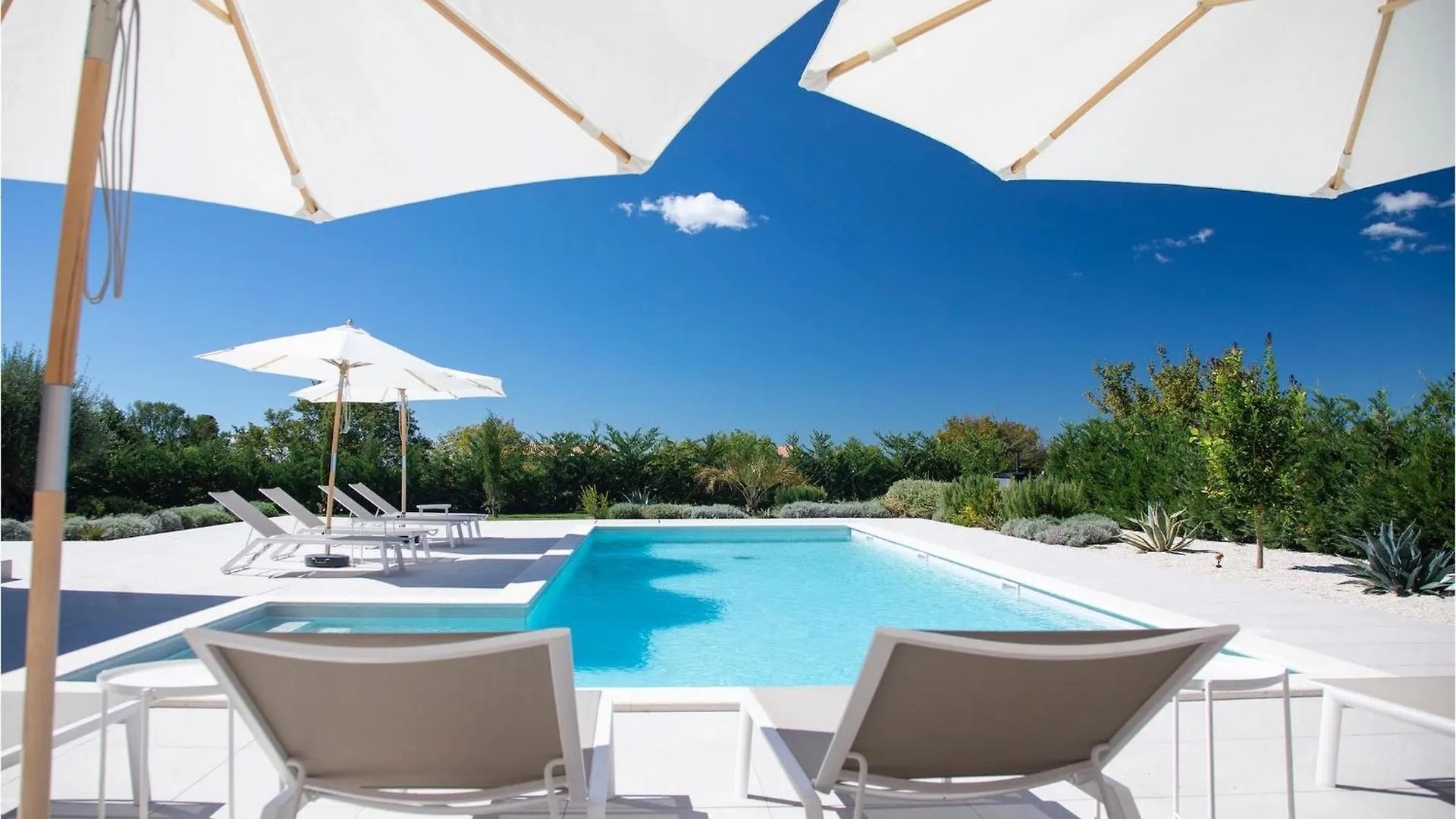 Villa Luna Smoljanci 0*,  Κροατία